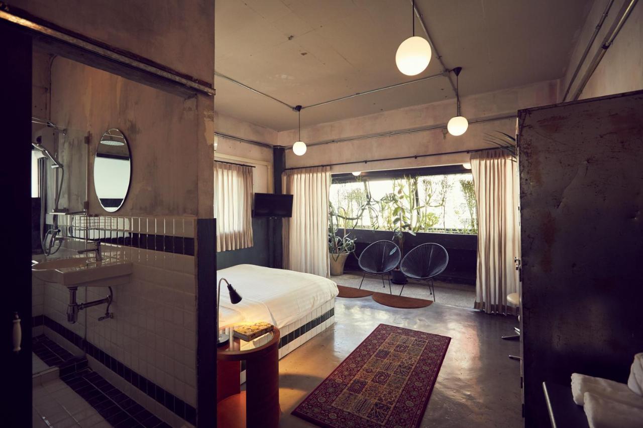 The Mustang Nero Hotel Bangkok Exterior photo